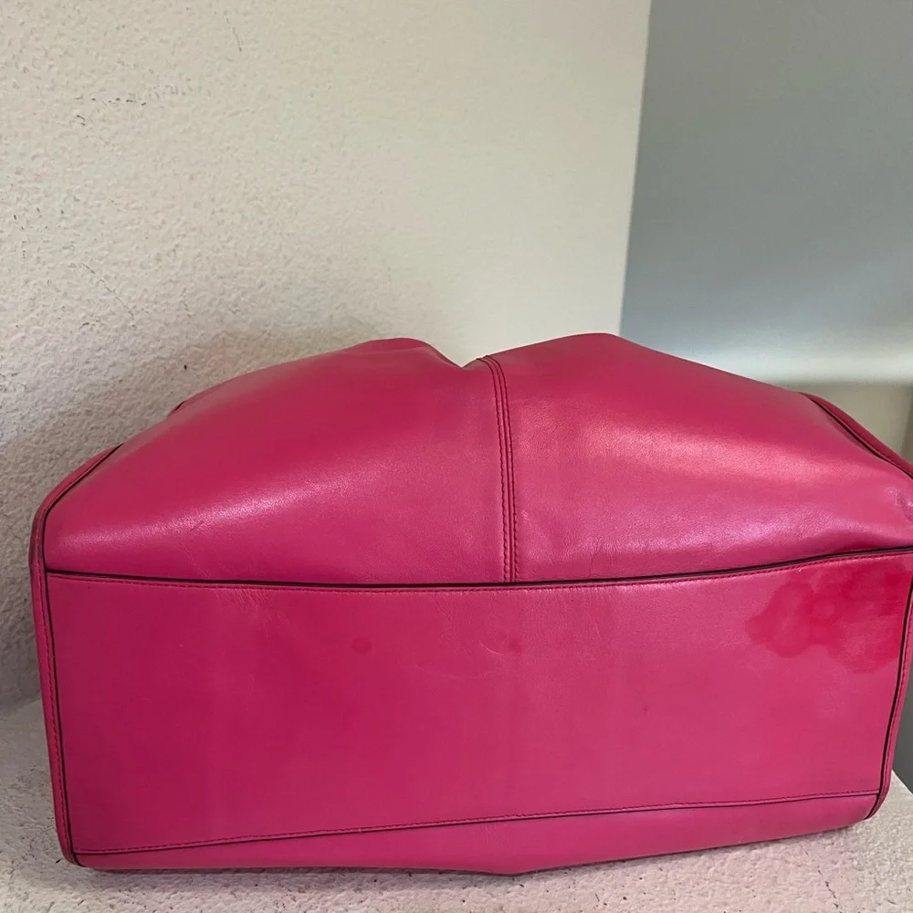 Coach Carlyle‎ Hot Pink Leather Shoulder Tote Handbag Rare casual work travel